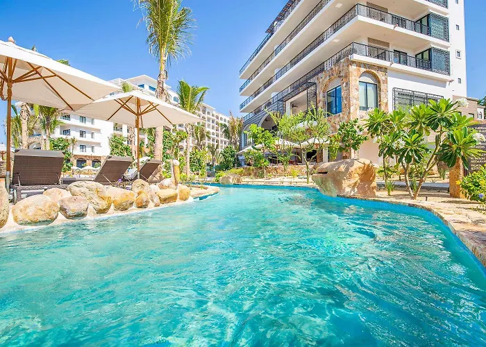 2bd At La Valencia